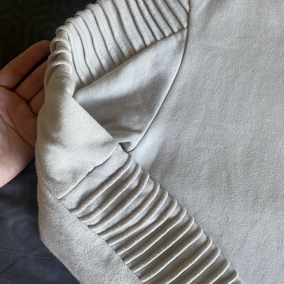 Cotton on neutral hoodie - Picture 2 of 3